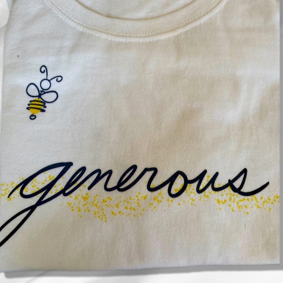 White “Bee Generous” Graphic Tee M
Clearance - Picture 2 of 2